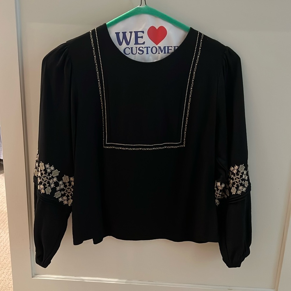 Mod Ref black and gold shirt size medium